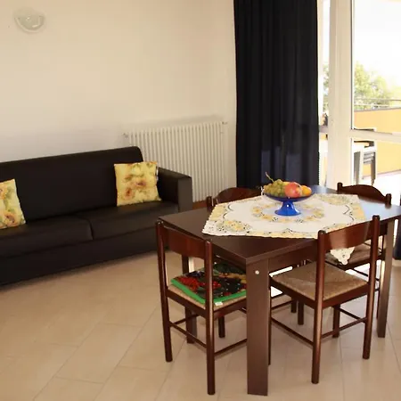Apartamento Le Azalee &