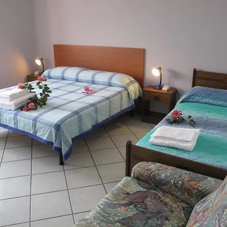 Le Azalee & Apartman Vercana